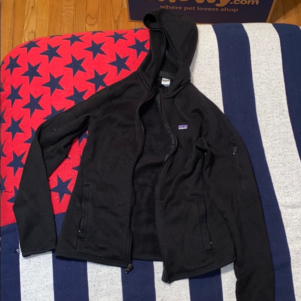 small patagonia polyester jacket